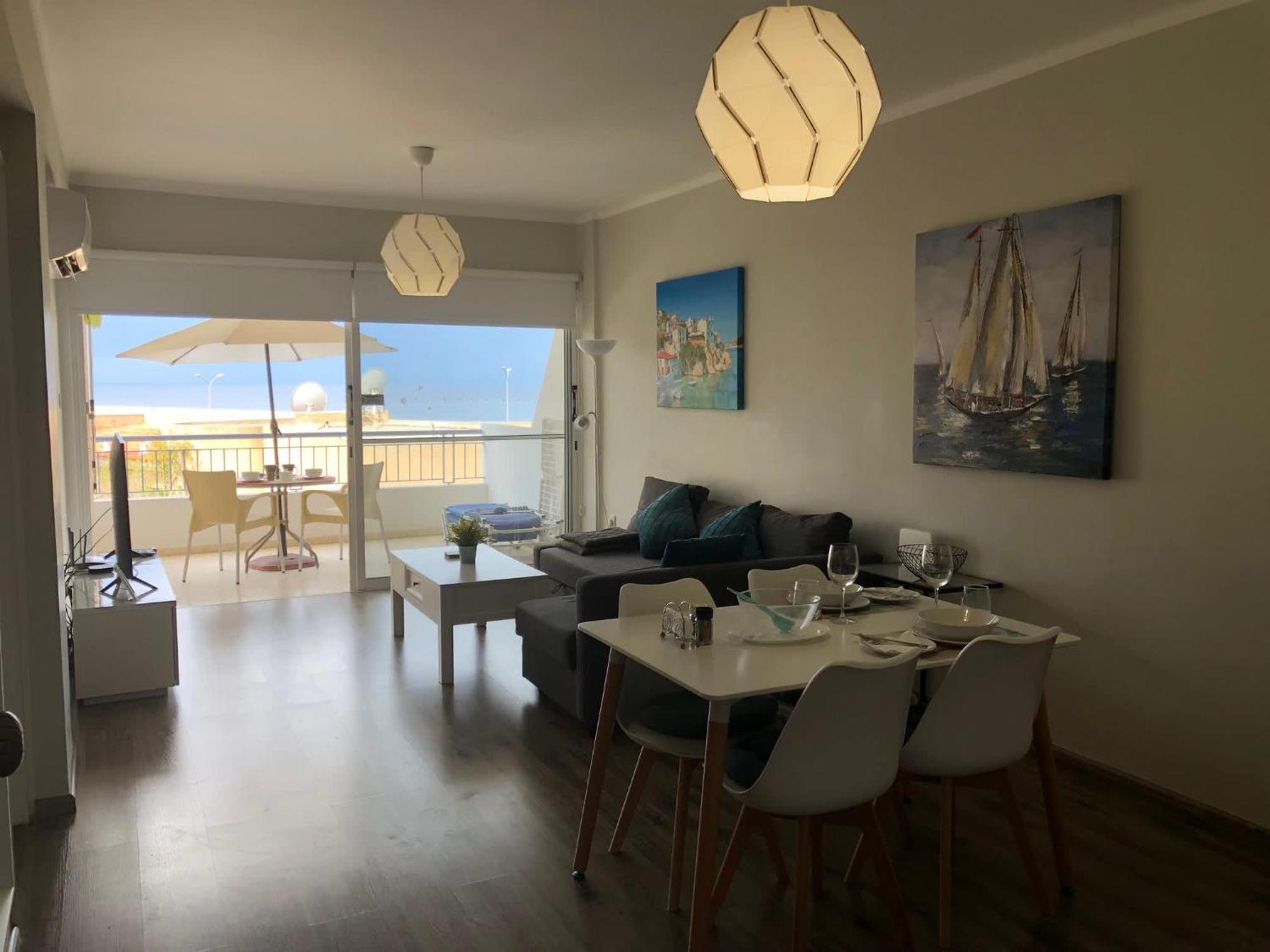 Kings Palace - Modern And Stylish 1 Bedroom Apartment Paphos Extérieur photo